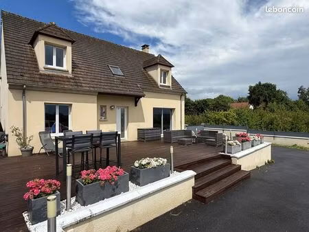 pavillon 5 pièces 140 m²