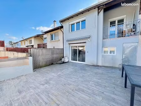 maison 5 pièces 95 m²