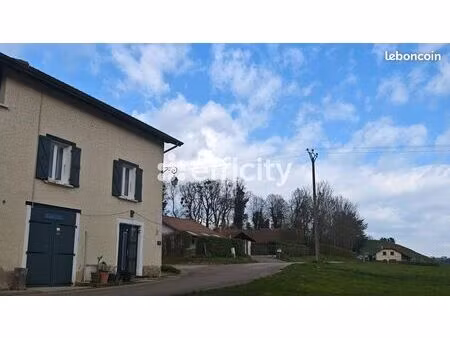 maison de village 5 pièces 146 m²