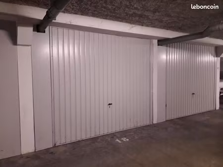 garage/box 12 m² merignac