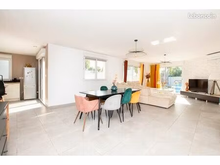 maison récente 4 pièces 125m2