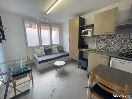 studio étudiant proche université mont houy 320