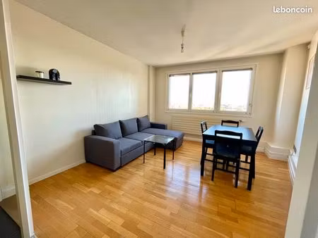 grand appartement 5 pièces vue imprenable