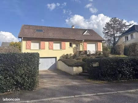 pavillon 7 pièces 120 m²