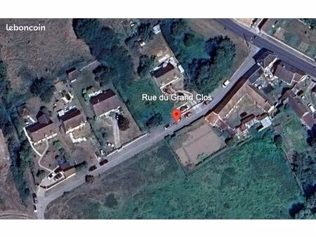 terrain 757 m² loconville