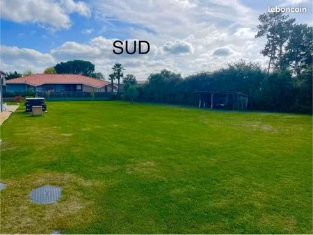 terrain constructible 1027 m2