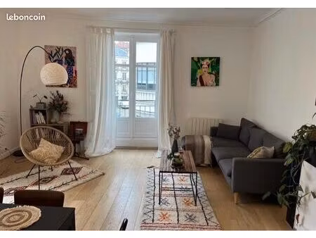 appt 96m2 2 chambres 1 mn gare