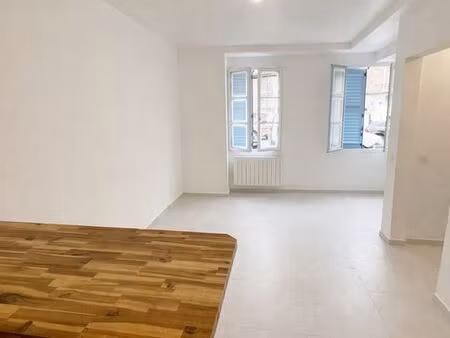 ⭐ superbe t2 meublé refait à neuf – 46m² – dpe b – cergy village / port