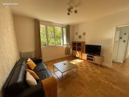 très joli deux-pièces meublé – 45 m² – jardin privatif copropriété