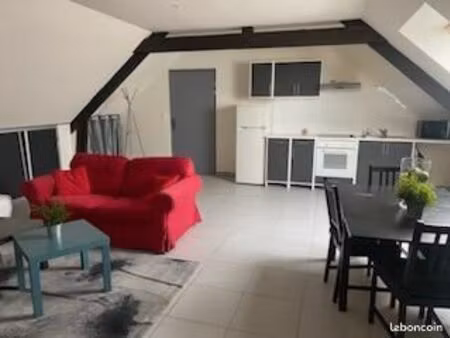 loue appartement au calme esvres