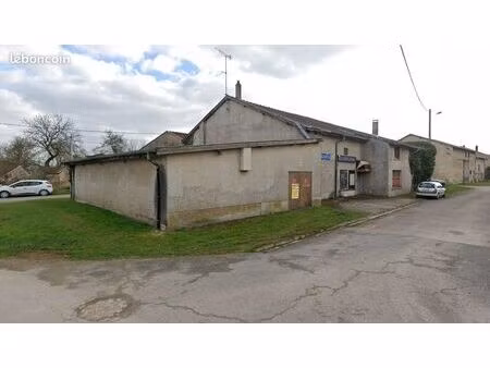 immeuble 100 m² maizey