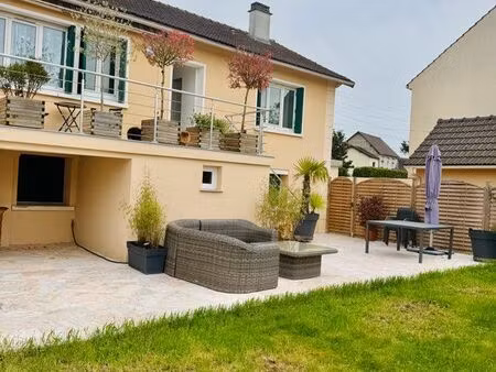 t4 meublé 66 m² – terrasse  jardin & lac – tout inclus – paris 35 min | furnished 3-bed – 
