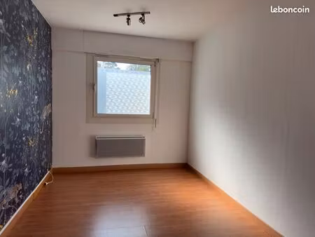 bureau à louer dans cabinet médical