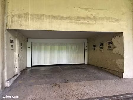 parking à louer – cergy préfecture
