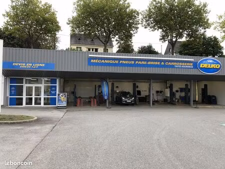 garage automobile  garage 385 m² montayral