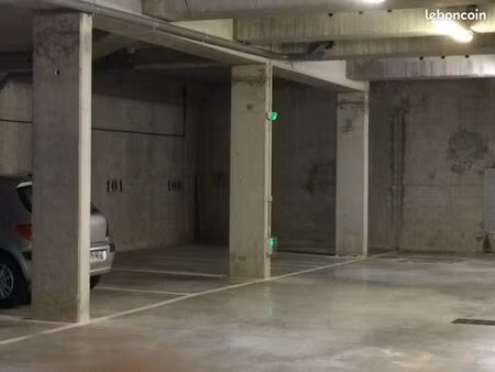 places de parking en sous sol a louer