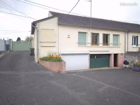 st just proche centre ville