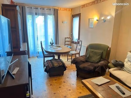 appartement 2 pièces 61 m²