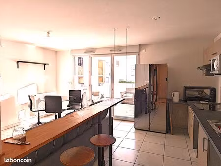 t3 2018 terrasse parking double couvert metro empalot