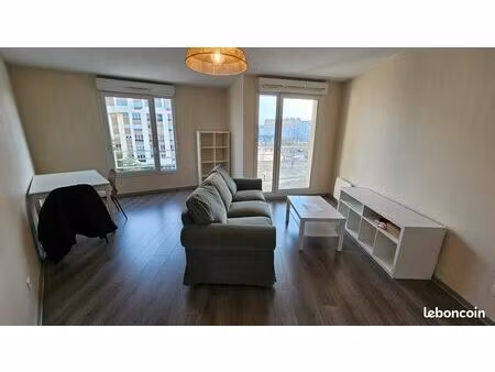 t2 meublé 51 m² avec parking