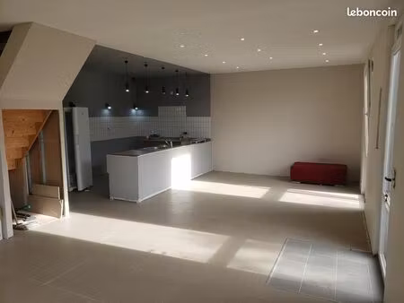 maison 90 m² au centre du village