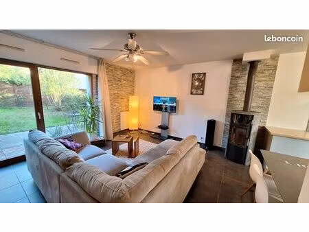 maison de ville lumineuse avec jardin  terrasse  parking et garage  votre futur chez vous