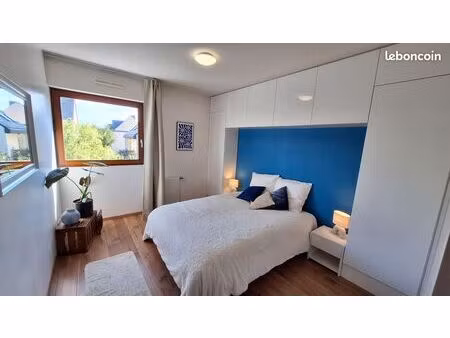 maison de ville t3 meublée cosy avec jardin  terrasse  parking et garage  poêle à bois