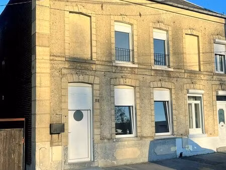 maison en excellent état  avec garage sur la commune de feignies