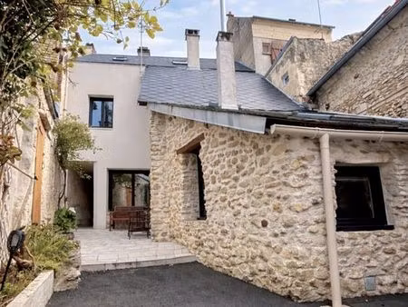 maison de ville 6 pièces 137 m²
