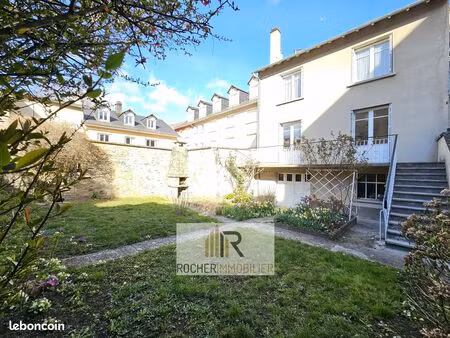 maison 12 pièces 306 m²