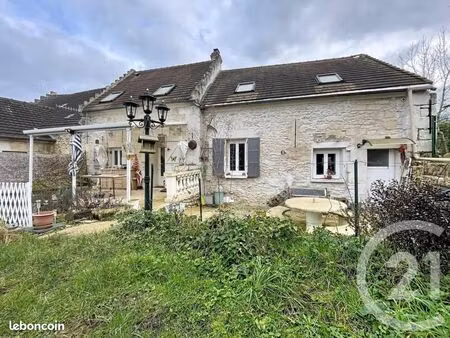 maison 6 pièces 125 m²