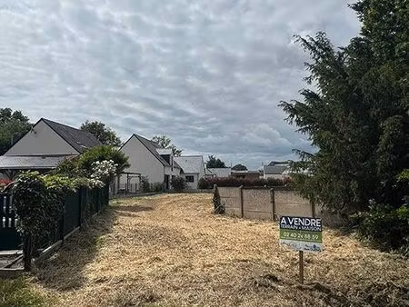 terrain 541 m² la chapelle des marais