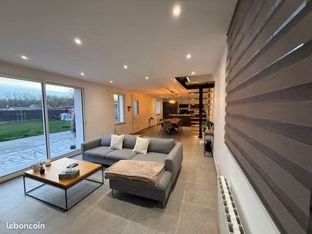 maison entièrement rénovée 108m2