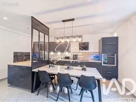 maison 5 pièces 108 m2