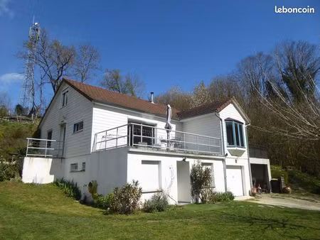 villa 7 pièces 140 m²