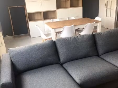 t2 rénové & meublé + garage + cave - secteur chr / eurasanté