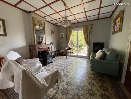 propriété 6 pièces 152 m²