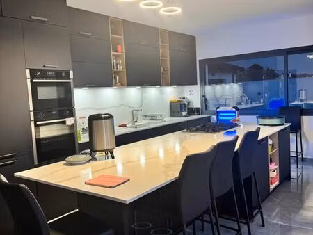 maison a vendre /pechbonnieu