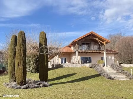 maison 5 pièces 152 m²