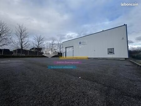 local d'activité 451 m²