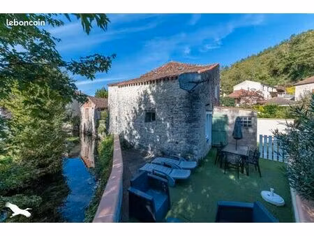 moulin 9 pièces 265 m²