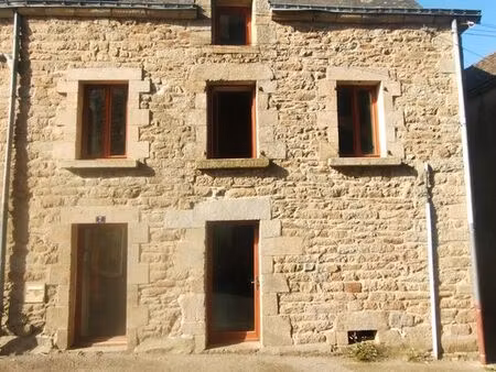 maison de bourg de caractère à peaule