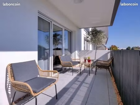 t3 récent avec terrasse – vue pyrénées – pau