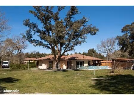 propriété 6 pièces 166 m²
