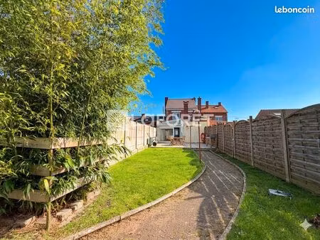 maison 6 pièces 136 m²