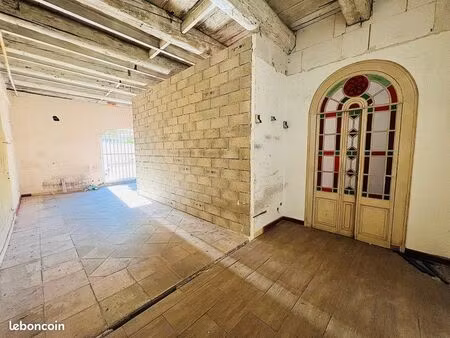 local commercial ou professionnel à louer