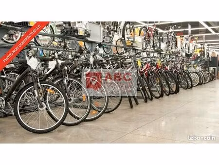 local commercial 454 m² montpellier