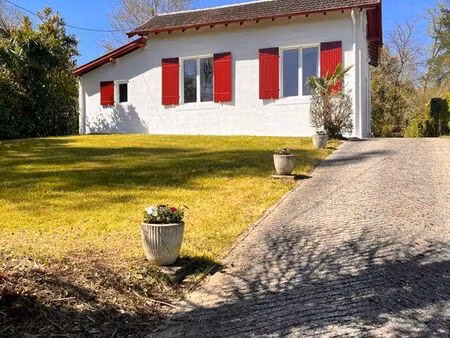 maison de ville rénovée 70 m² – allée verte – terrain 680 m² – salies-de-béarn