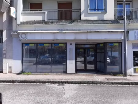 saint die local commercial de 208.92m²