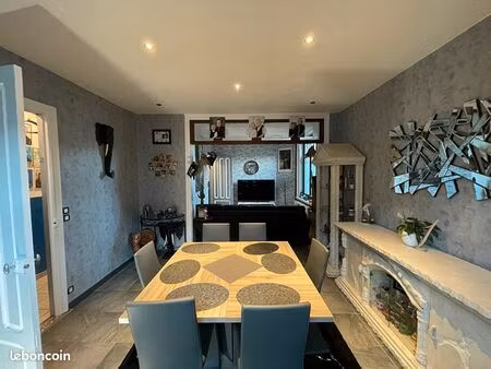 maison 10 pièces 155 m²